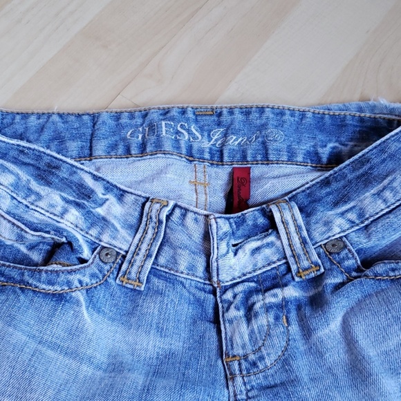 Guess Ripped Jeans - Picture 3 of 5